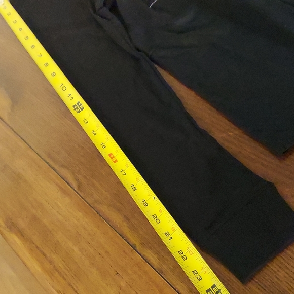 Nike - Picture 6 of 9